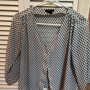 H&M Monochrome Patterned Top